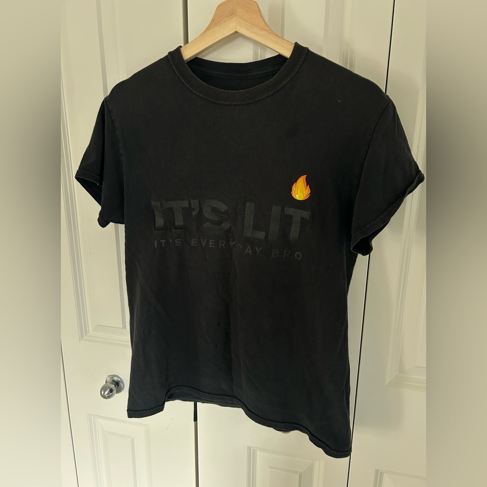 ❤️ 4 for $25❤️ Jake Paul it’s lit tee size small -flawed